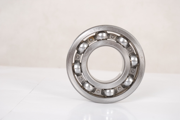 Deep groove ball bearing